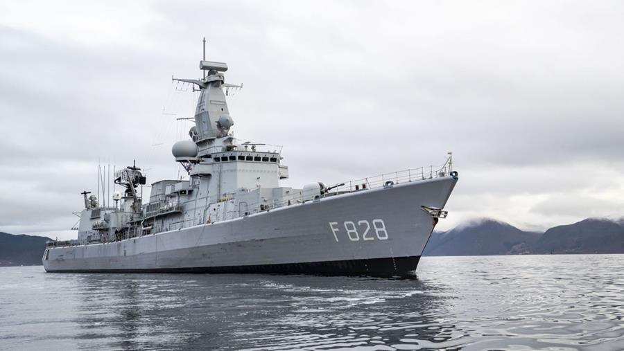 La frégate HNLMS Van Speijk s'apprête à reprendre le large