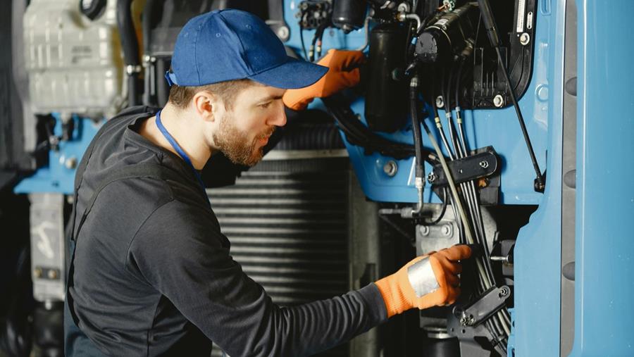 Les personnes jouent également un rôle essentiel dans la maintenance numérique
