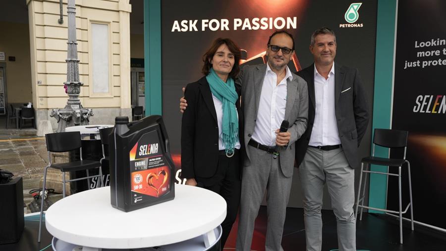 PETRONAS relance SELENIA dans la région EMEA